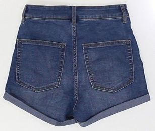 Women 4 Shorts