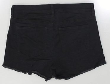 Women 8 Shorts