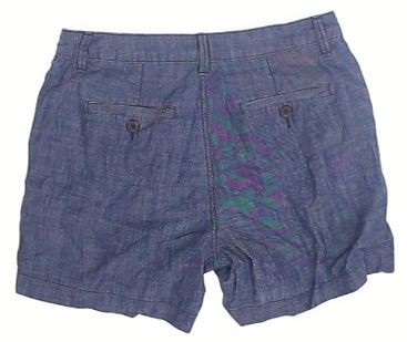 Women 4 Shorts