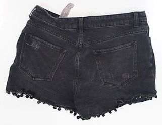 ZARA Women's Short 8